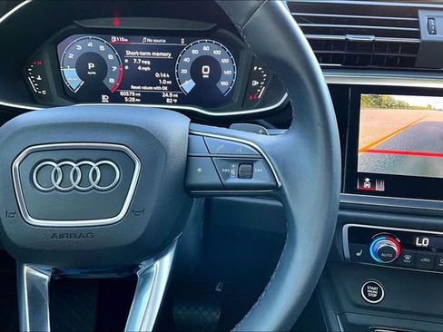 Used 2023 Audi Q3 2.0T Premium Plus w/ Premium Plus Package image 12