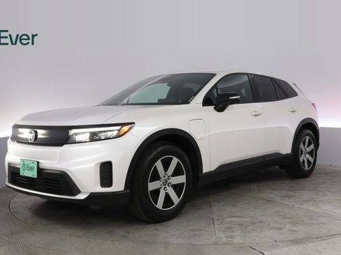Used 2024 Honda Prologue EX image 2
