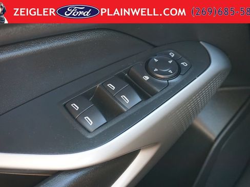 Used 2024 Chevrolet Trax LS w/ LS Convenience Package FWD image 28