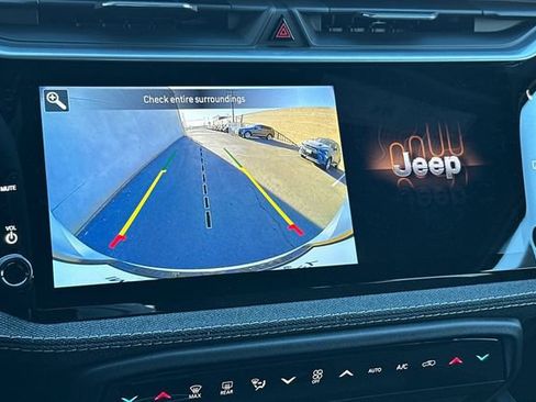 New 2026 Jeep Cherokee Laredo AWD/4WD image 18