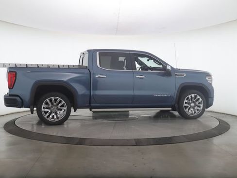 Used 2026 GMC Sierra 1500 Denali w/ Denali Reserve Package AWD/4WD image 6