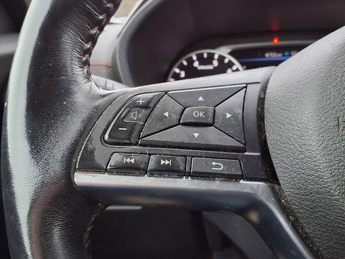 Used 2020 Nissan Sentra SR w/ Premium Package image 7