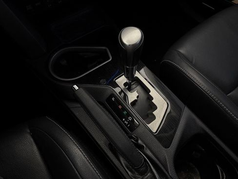 Used 2017 Toyota RAV4 Limited FWD image 28