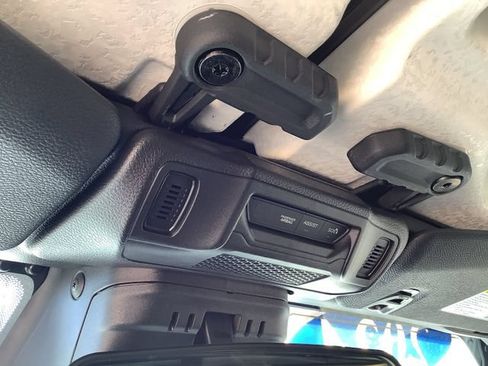 Used 2025 Jeep Wrangler Unlimited Sahara AWD/4WD image 20
