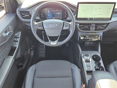 New 2026 Ford Escape SE image 13