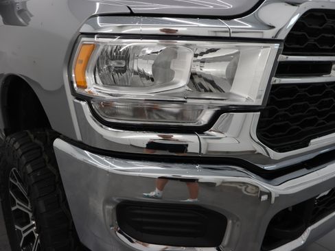 Used 2022 RAM 2500 Tradesman AWD/4WD image 23