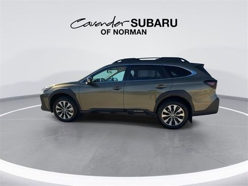 Used 2025 Subaru Outback Limited image 8