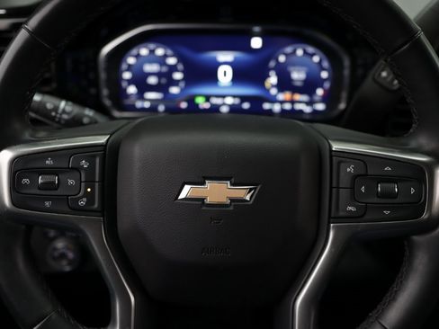 Used 2023 Chevrolet Silverado 1500 LT image 11