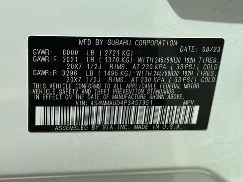 Used 2023 Subaru Ascent Limited w/ Technology Package AWD/4WD image 15