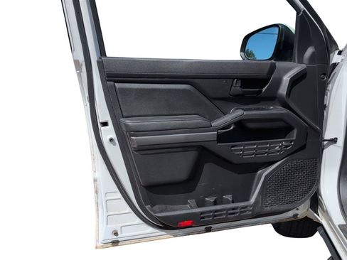 Used 2025 Toyota Tacoma SR5 RWD image 11