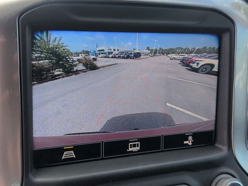 Used 2022 Chevrolet Silverado 1500 LTZ w/ LTZ Premium Package AWD/4WD image 21