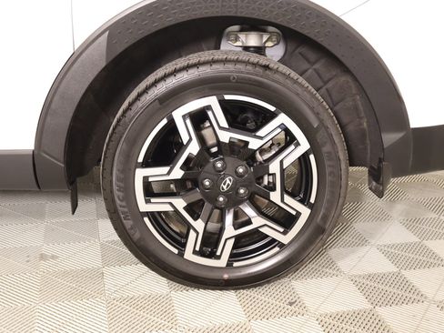 Certified 2025 Hyundai Santa Cruz Limited image 19