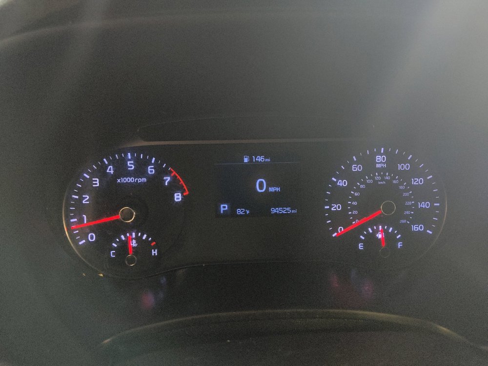 Used 2020 Kia Soul LX FWD image 23