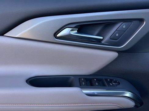 New 2026 Chevrolet Traverse LT image 14