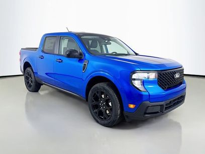 New 2025 Ford Maverick XLT w/ Black Appearance Package