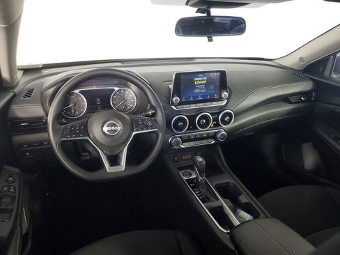 Used 2025 Nissan Sentra SV FWD image 15