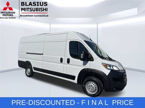Used 2025 RAM ProMaster 3500 w/ Convenience Group FWD image 1