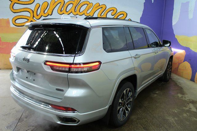 Used 2021 Jeep Grand Cherokee L Overland w/ Advanced Protech Group III AWD/4WD image 5