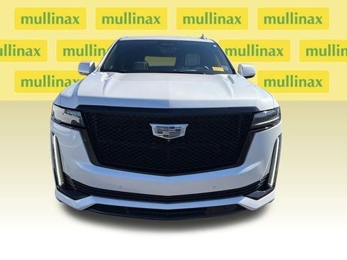 Used 2021 Cadillac Escalade Sport w/ Driver Assist Tech Package image 2