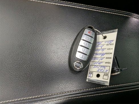 Used 2020 Nissan Maxima 3.5 SL w/ Floor Mat Group image 24