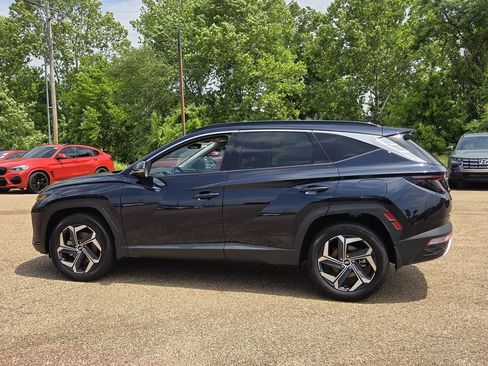 Certified 2024 Hyundai Tucson Limited AWD/4WD image 6