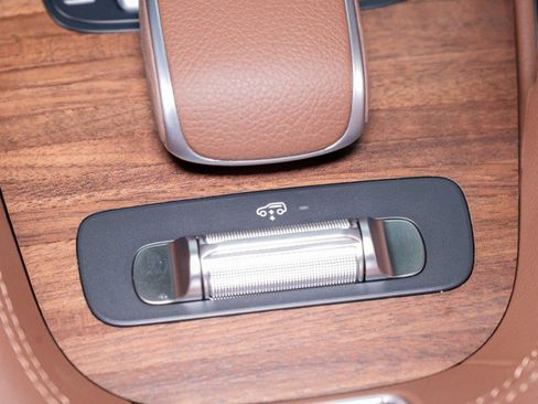 New 2026 Mercedes-Benz GLS 450 4MATIC image 28