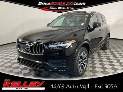Used 2021 Volvo XC90 T5 Momentum w/ Climate Package