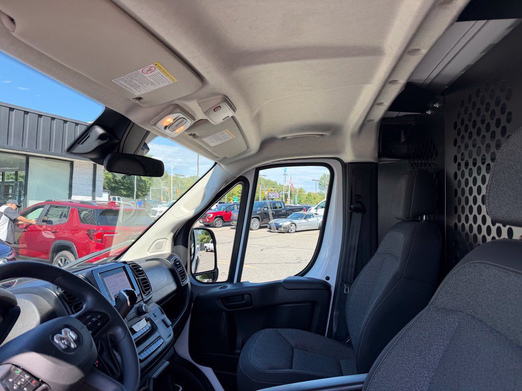 Used 2025 RAM ProMaster 2500 w/ U-Haul Equipment Group FWD image 12