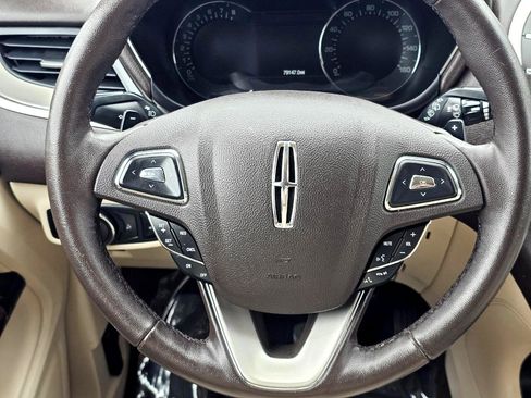 Used 2019 Lincoln MKC Premiere image 22