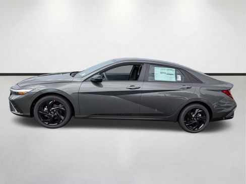 New 2026 Hyundai Elantra SEL Sport Premium FWD image 7