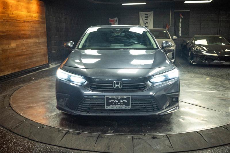 Used 2022 Honda Civic Touring image 4