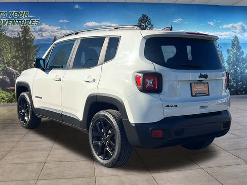 Certified 2022 Jeep Renegade Altitude w/ Sun/Sound Group image 7