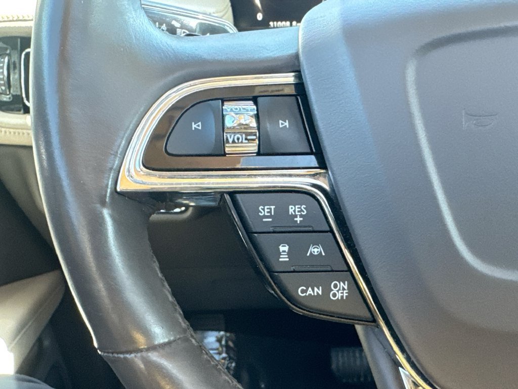 Used 2022 Lincoln Nautilus Reserve w/ Equipment Group 201A AWD/4WD image 21