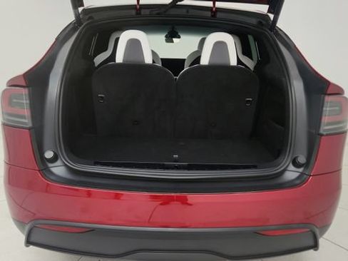 Used 2024 Tesla Model X AWD/4WD image 45