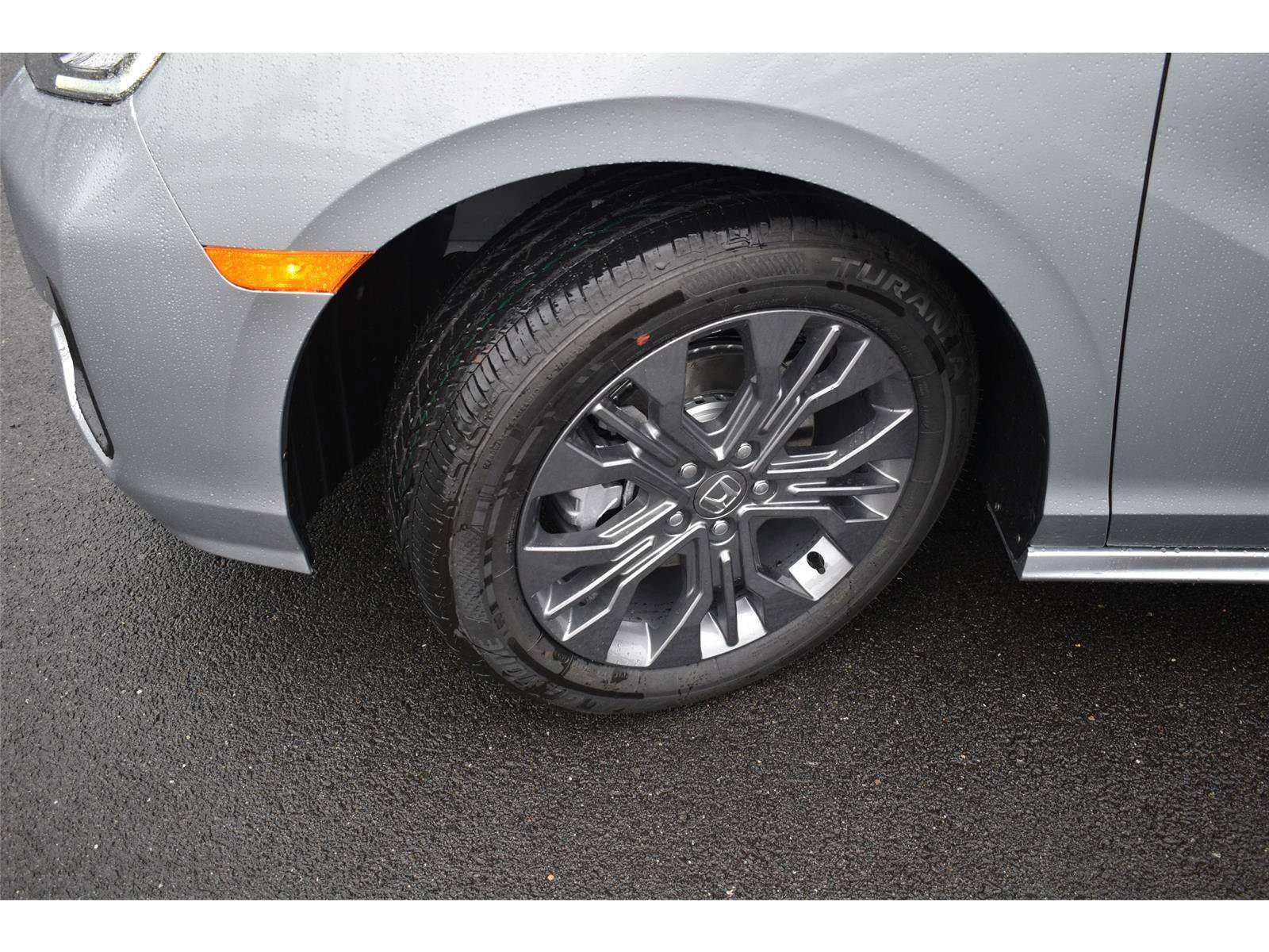 New 2027 Honda Odyssey Touring image 37