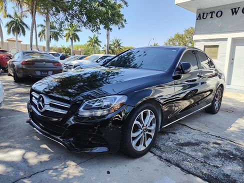 Used 2018 Mercedes-Benz C 300 Sedan image 3