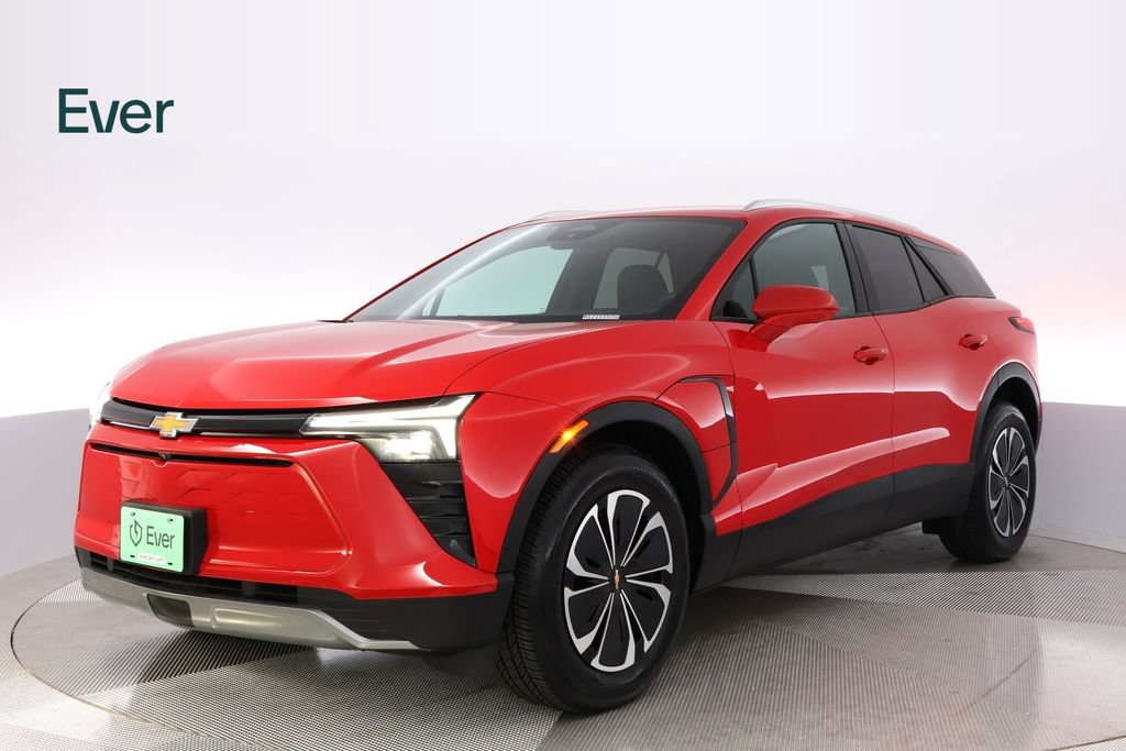 Used 2024 Chevrolet Blazer EV LT AWD/4WD image 2