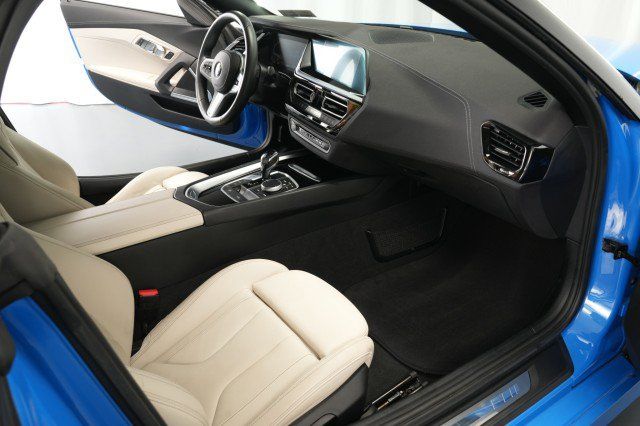 Used 2020 BMW Z4 sDrive30i w/ M Sport Package RWD image 46