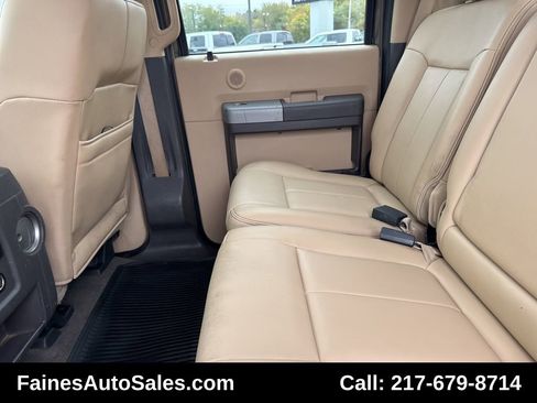 Used 2015 Ford F250 Lariat w/ Chrome Package image 41