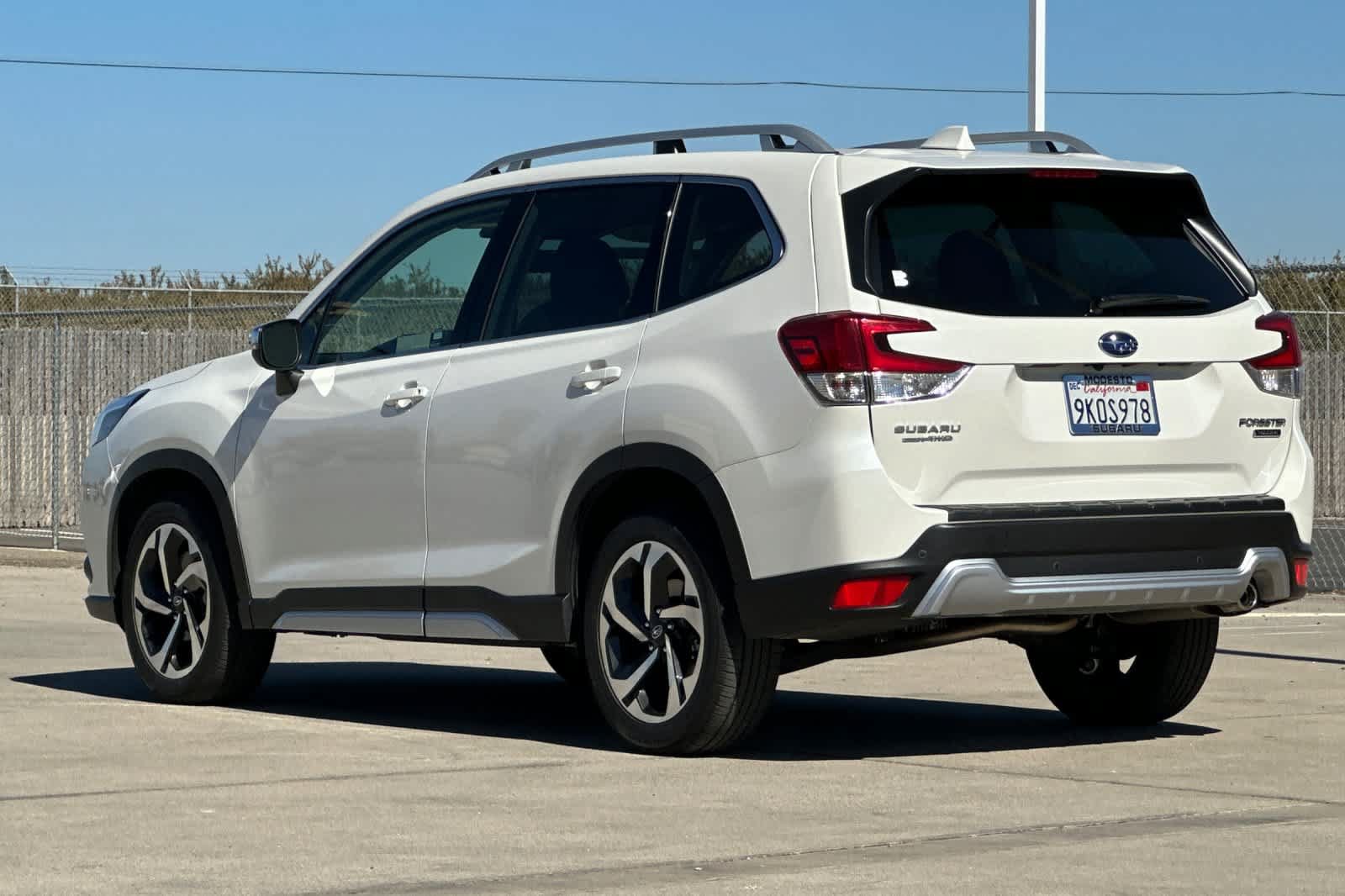 Used 2023 Subaru Forester Touring w/ Popular Package #2 AWD/4WD image 5