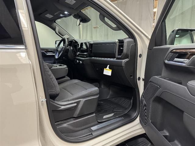 New 2026 GMC Sierra 1500 SLE w/ Preferred Package AWD/4WD image 18