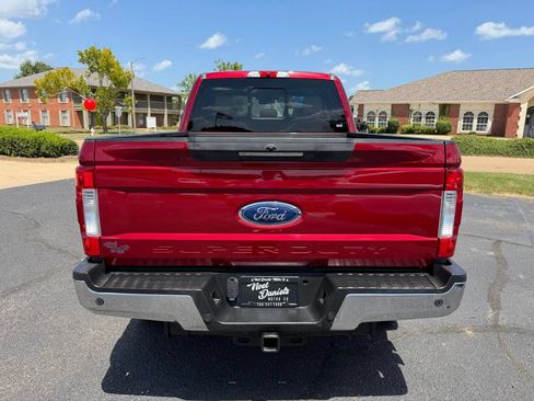 Used 2018 Ford F250 Lariat w/ Lariat Ultimate Package AWD/4WD image 3