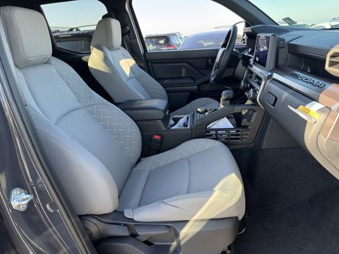 New 2026 Toyota Tacoma SR5 image 8