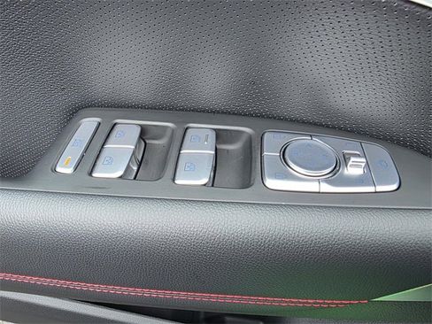 Used 2025 Genesis G70 3.3T Advanced image 20