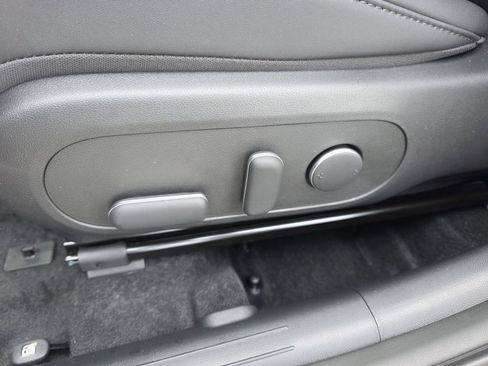 New 2026 Hyundai Kona SEL Premium image 18