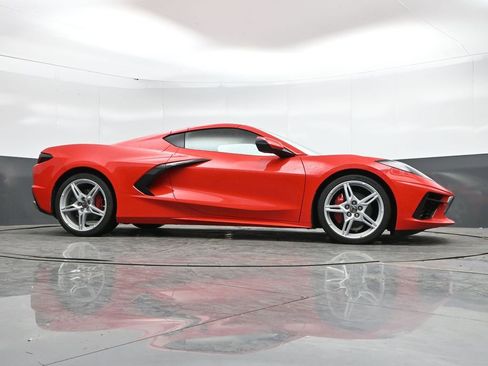 Used 2020 Chevrolet Corvette Stingray Premium Cpe w/ 3LT Preferred Equipment Group RWD image 43