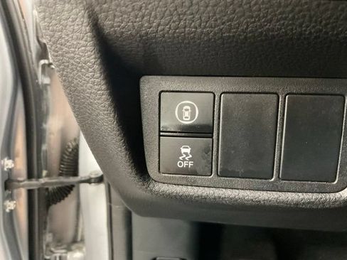 Certified 2018 Honda Accord LX image 31