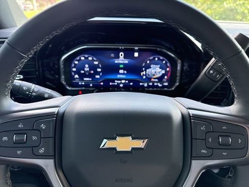 Used 2025 Chevrolet Silverado 2500 High Country w/ High Country Premium Package AWD/4WD image 12