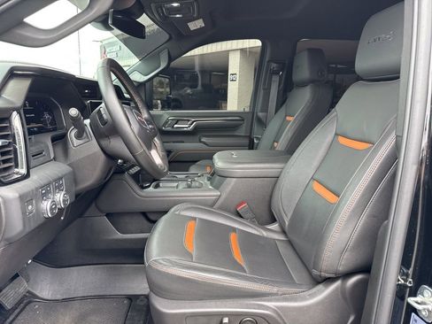 Used 2024 GMC Sierra 2500 AT4 w/ AT4 Preferred Package image 21