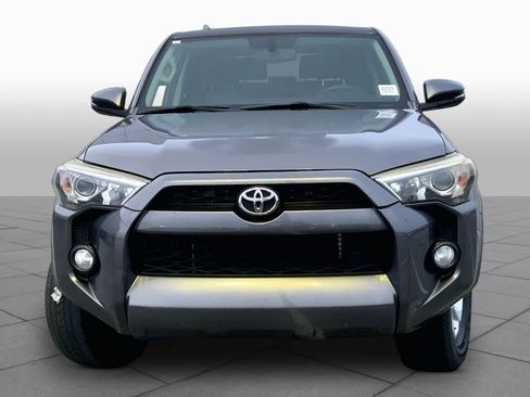 Used 2018 Toyota 4Runner SR5 Premium RWD image 4